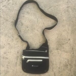 Sherpani Switch Black/White Small Crossbody Nylon Purse